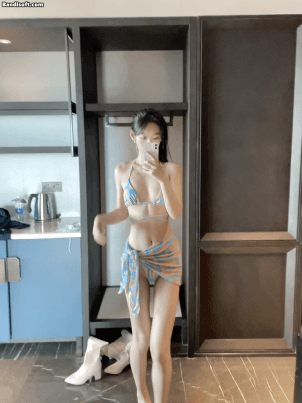 【秀人網 唐安琪】最新長時版 色誘房東 開檔肉絲 極品美腿