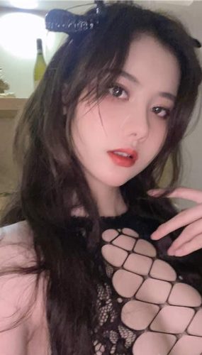 就是阿朱啊 – 紅彤彤的小臉蛋兒朱朱 [24P/60MB]