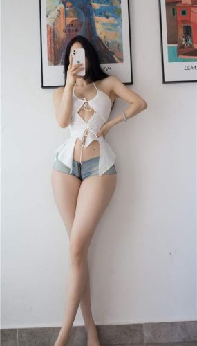 文茜cool – 牛仔短褲 [16P/81MB]